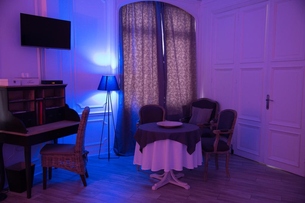 Chic Appart - Sauna Privatif Tourcoing Ruang foto